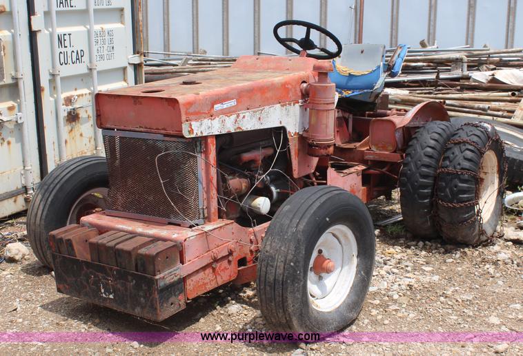 Jacobsen G10 turf tractor in Wamego, KS Item BO9385 sold Purple Wave