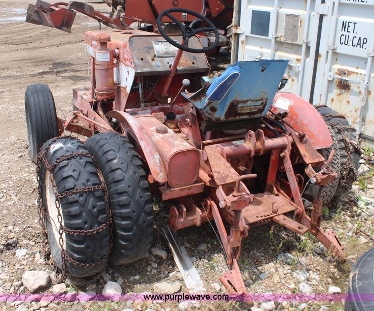 image for item BO9385 Jacobsen G10 turf tractor