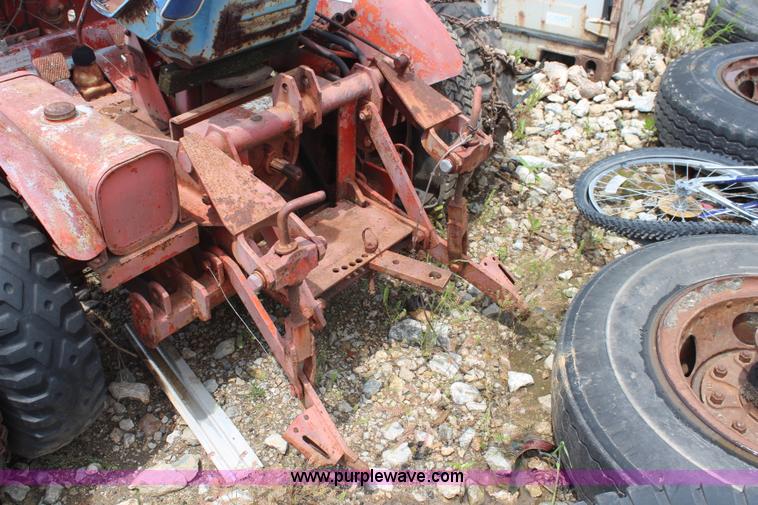 image for item BO9385 Jacobsen G10 turf tractor