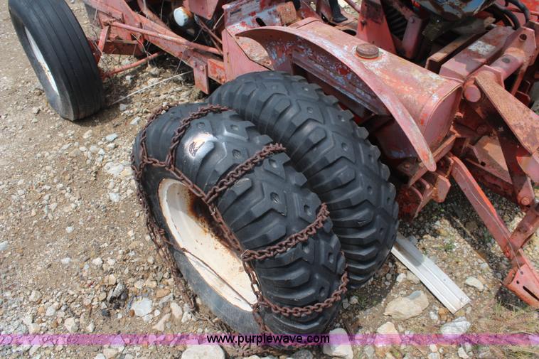 image for item BO9385 Jacobsen G10 turf tractor