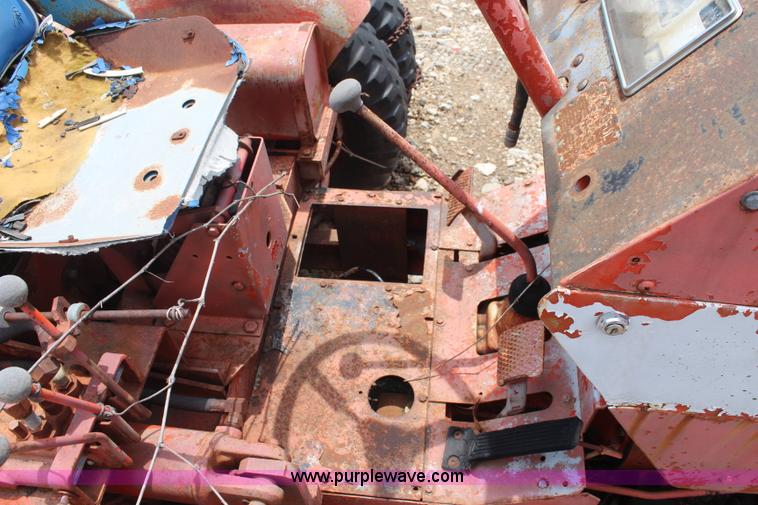 image for item BO9385 Jacobsen G10 turf tractor