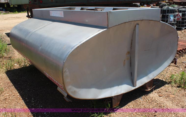 image for item BO9388 1,000 gallon stainless steel tank