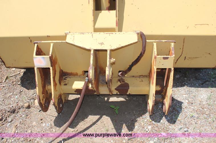 image for item BO9393 Caterpillar bucket