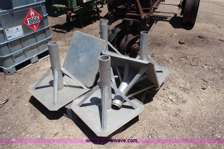 image for item BO9401 (6) aluminum jack stands