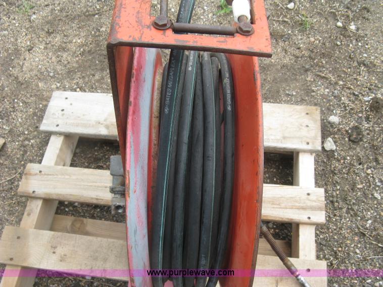 image for item BQ9511 Lube reel