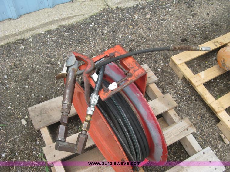 image for item BQ9511 Lube reel