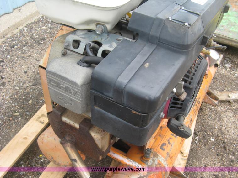 image for item BQ9512 Air Hog twin cylinder air compressor