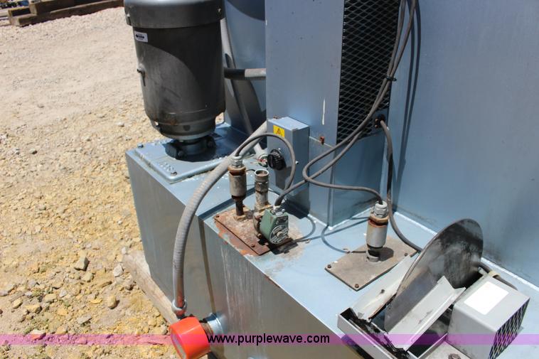 image for item BR9436 JBI Industries 696 parts washer