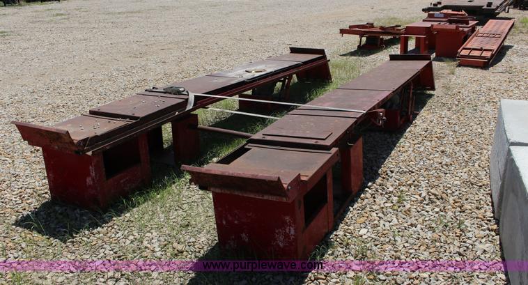 image for item BR9437 (2) Hunter automotive lift ramps