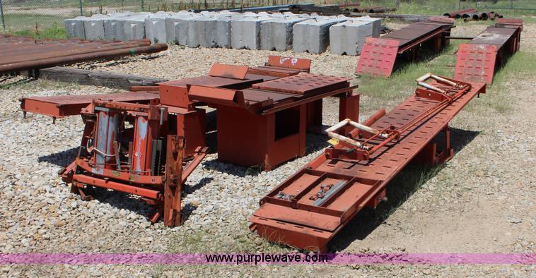 image for item BR9437 (2) Hunter automotive lift ramps