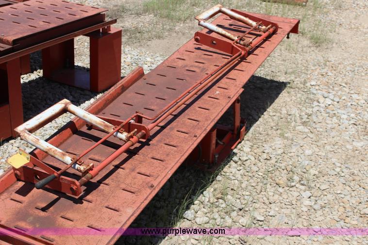 image for item BR9437 (2) Hunter automotive lift ramps