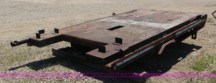 image for item BR9438 Leland steel gin pole bed