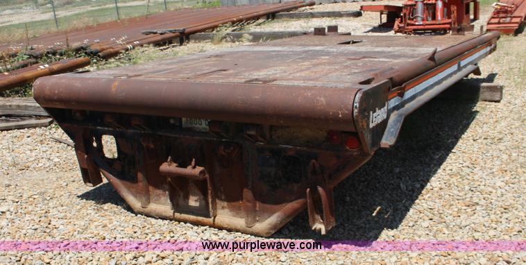 image for item BR9438 Leland steel gin pole bed