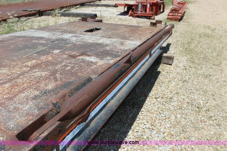 image for item BR9438 Leland steel gin pole bed