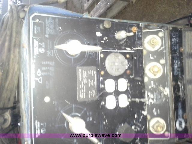 image for item BS9218 Bobcat 225G arc welder