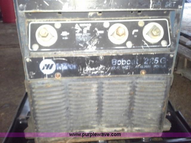 image for item BS9218 Bobcat 225G arc welder