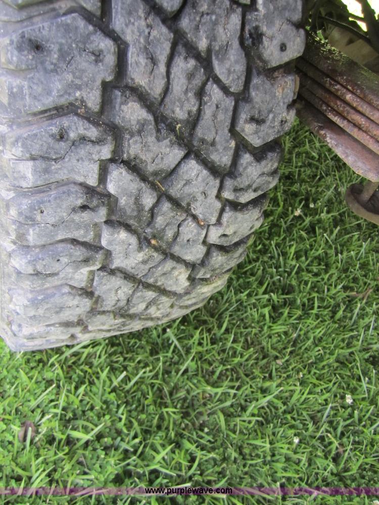 image for item D2485 1994 Ford F250 XL HD bale bed truck