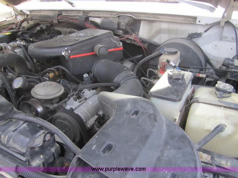 image for item D2485 1994 Ford F250 XL HD bale bed truck