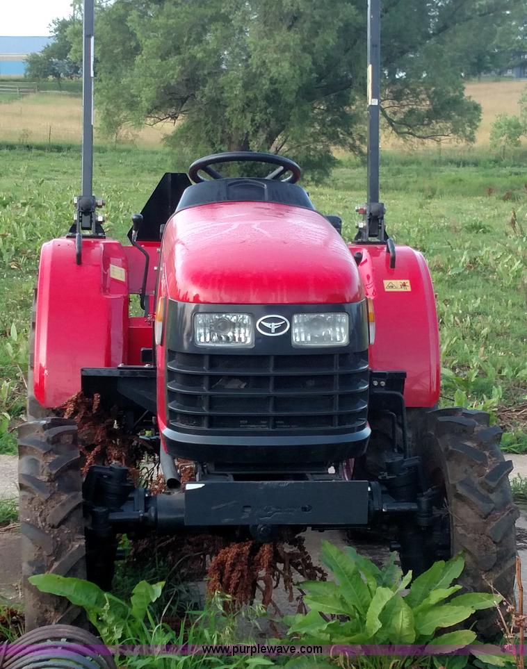 image for item E7374 2012 Changfa 3028 MFWD tractor