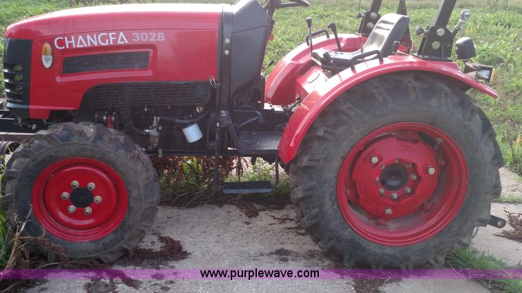 image for item E7374 2012 Changfa 3028 MFWD tractor