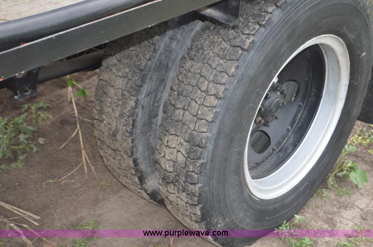 image for item F2470 1968 Ford F600 tank truck