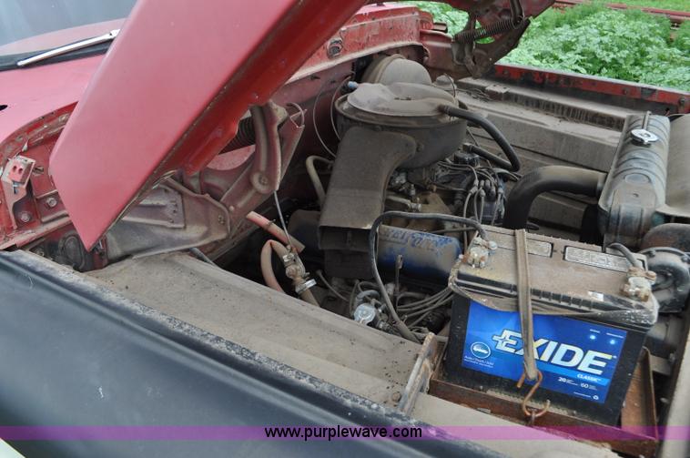 image for item F2470 1968 Ford F600 tank truck