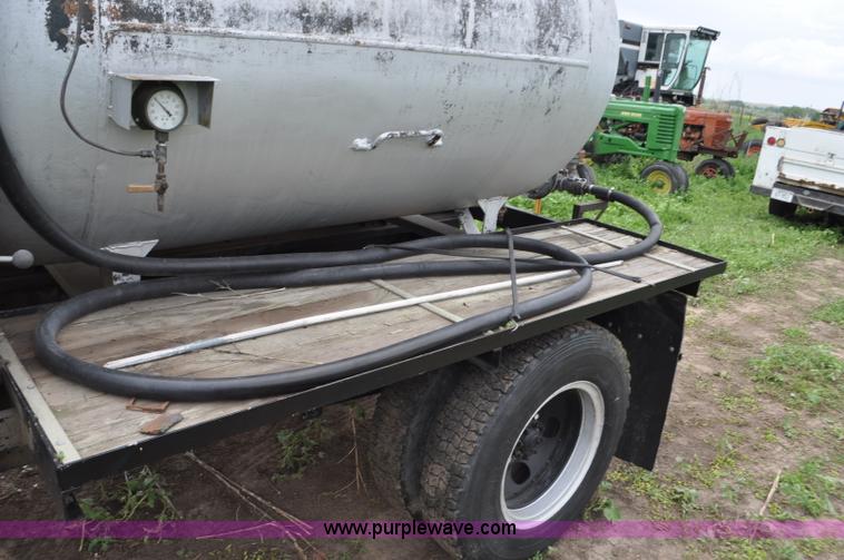 image for item F2470 1968 Ford F600 tank truck