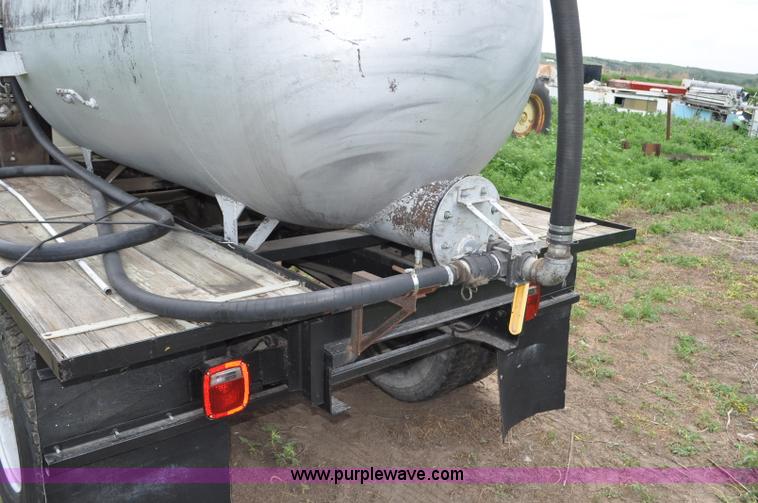 image for item F2470 1968 Ford F600 tank truck