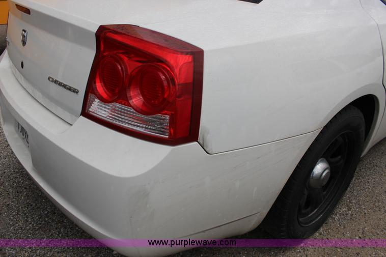 image for item F7861 2010 Dodge Charger