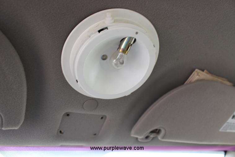 image for item F7863 2006 Ford Crown Victoria Police Interceptor