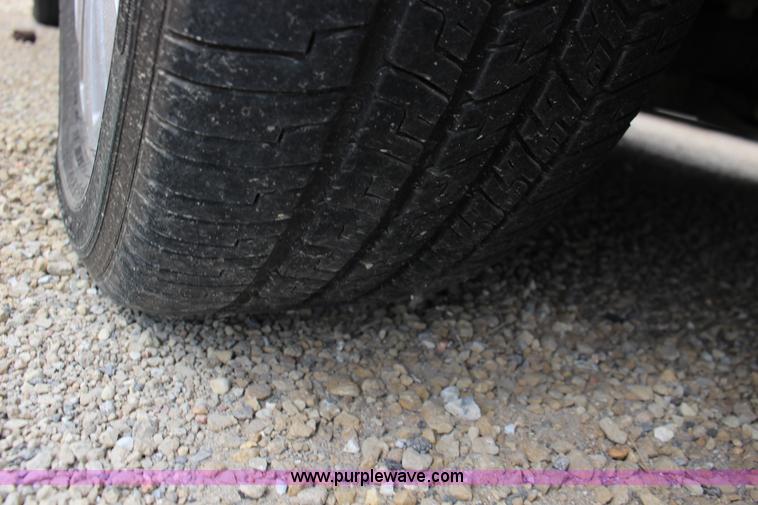 image for item F7863 2006 Ford Crown Victoria Police Interceptor