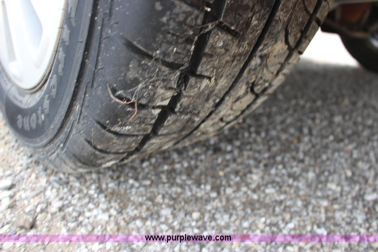 image for item F7868 2006 Ford Crown Victoria Police Interceptor