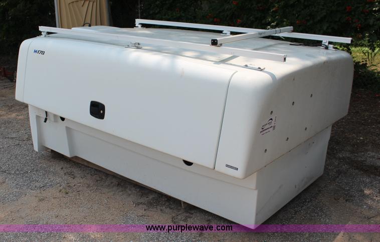 image for item F7910 Maranda M-170 utility topper