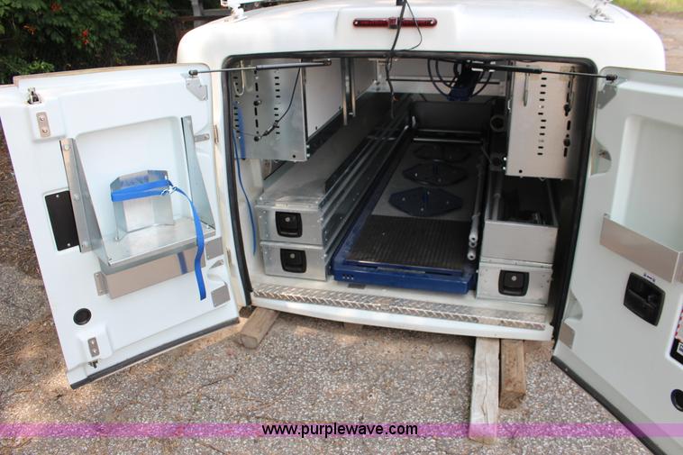 image for item F7910 Maranda M-170 utility topper