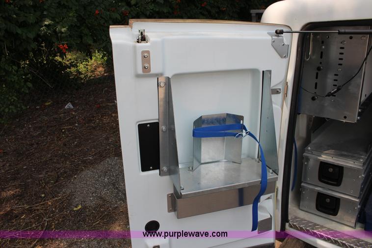 image for item F7910 Maranda M-170 utility topper