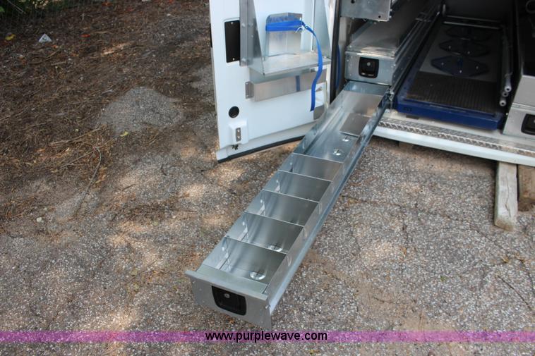 image for item F7910 Maranda M-170 utility topper