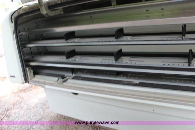 image for item F7910 Maranda M-170 utility topper