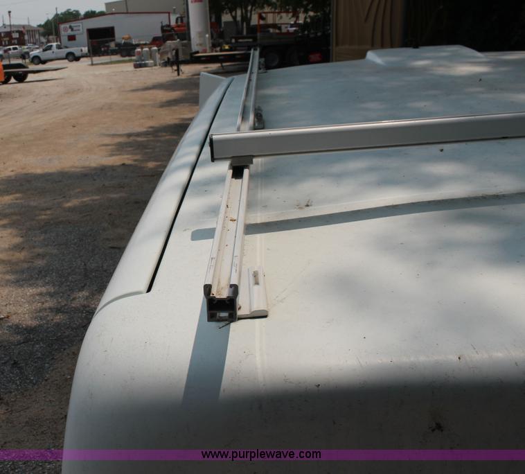 image for item F7910 Maranda M-170 utility topper