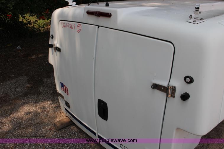 image for item F7910 Maranda M-170 utility topper