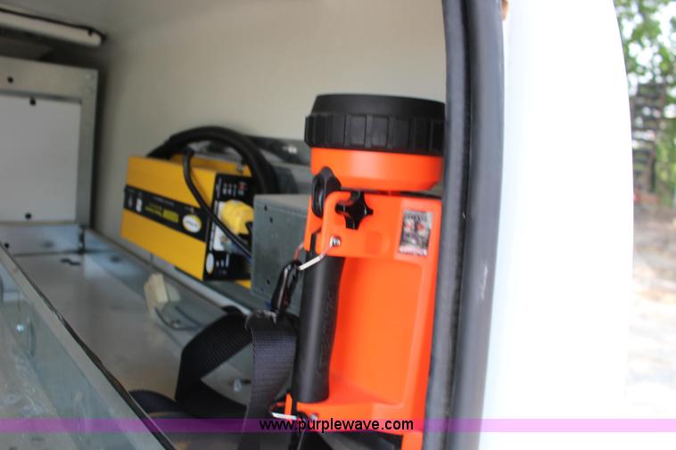 image for item F7910 Maranda M-170 utility topper