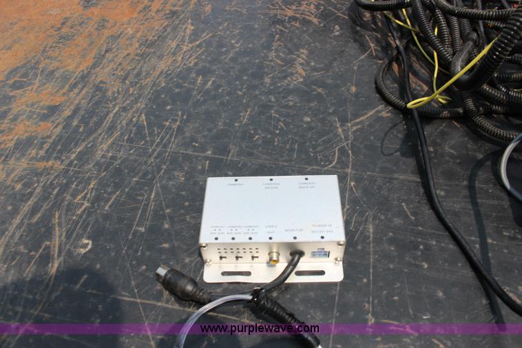 image for item F7910 Maranda M-170 utility topper