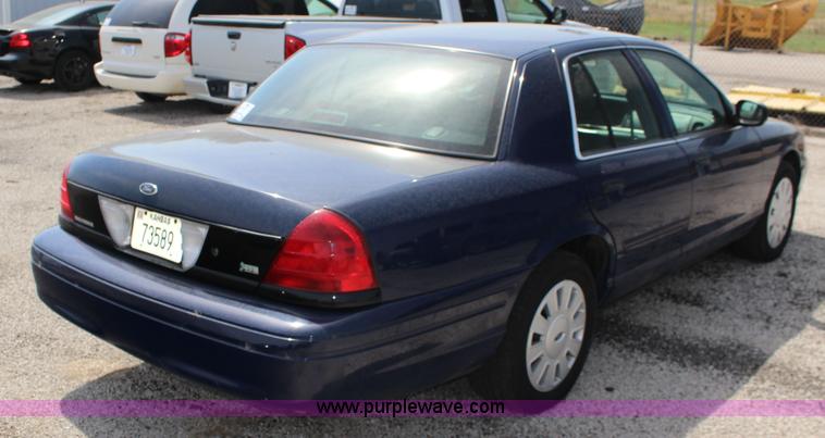 image for item F7911 2011 Ford Crown Victoria Police Interceptor