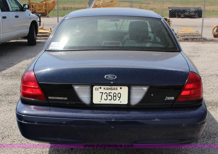 image for item F7911 2011 Ford Crown Victoria Police Interceptor