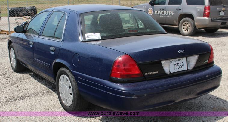 image for item F7911 2011 Ford Crown Victoria Police Interceptor