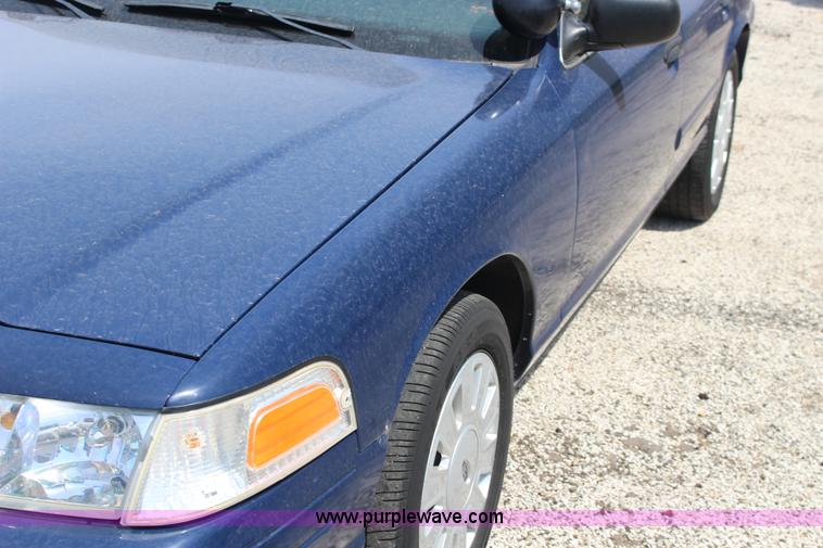 image for item F7911 2011 Ford Crown Victoria Police Interceptor