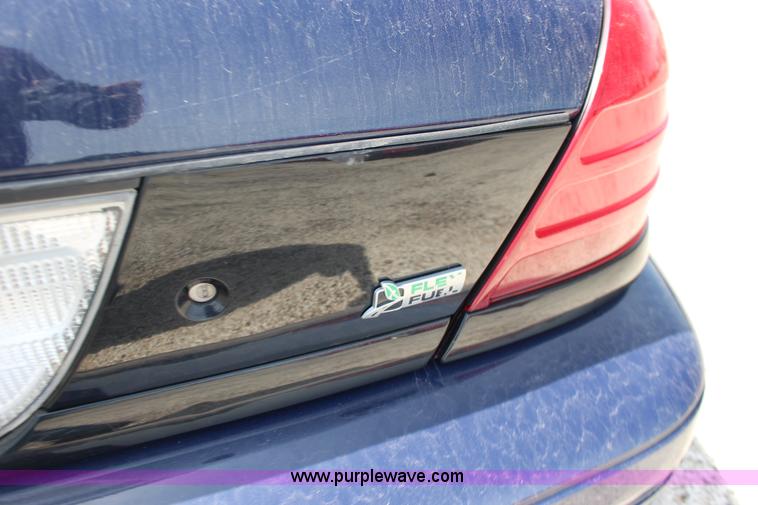 image for item F7911 2011 Ford Crown Victoria Police Interceptor