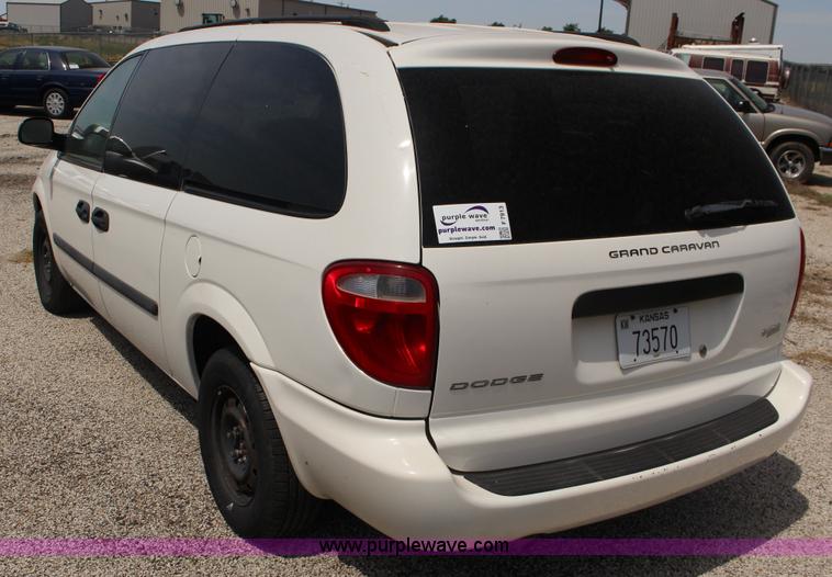 image for item F7913 2006 Dodge Grand Caravan SE
