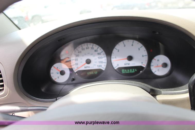 image for item F7913 2006 Dodge Grand Caravan SE