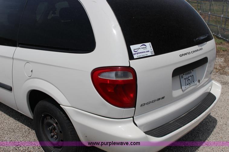 image for item F7913 2006 Dodge Grand Caravan SE