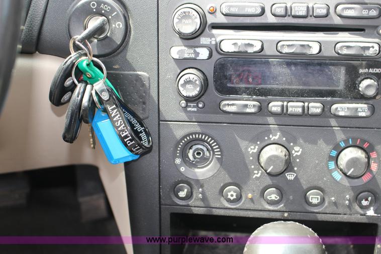 image for item F7914 2004 Pontiac Grand Prix GT